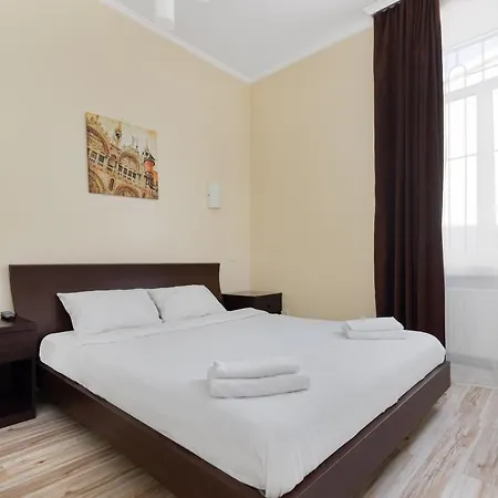 Apartahotel Leonrooms *