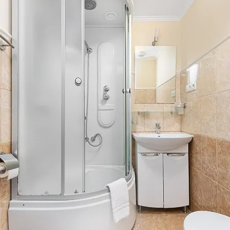 Leonrooms Apartahotel Odesa